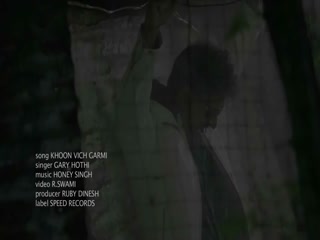 khoon vich Garmi Gary hothi honey singh Video Song