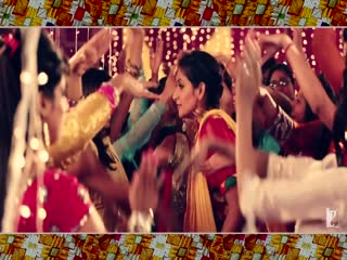 Red Suit Video Song ethumb-001.jpg