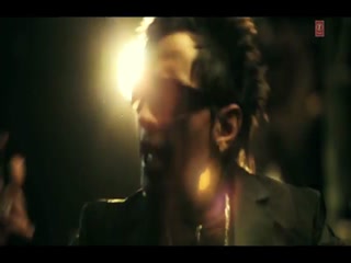 Vaar Video Song ethumb-004.jpg