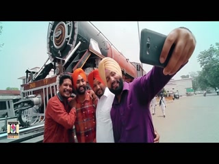 Selfie Craze Video Song ethumb-010.jpg