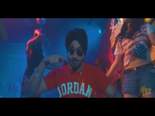 Lalkaare Video Song ethumb-011.jpg