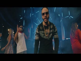 Dynamite Video Song ethumb-012.jpg