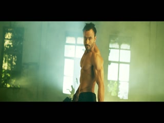 Khoon Khaulda Video Song ethumb-005.jpg