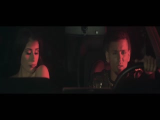 Blunt Video Song ethumb-012.jpg