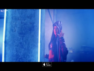 Selfie Queen Video Song ethumb-005.jpg