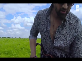 Akhiyan Unplugged Video Song ethumb-009.jpg