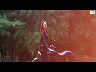 Hell Cat Video Song ethumb-005.jpg