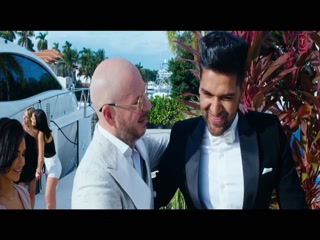 Slowly Slowly Video Song ethumb-010.jpg