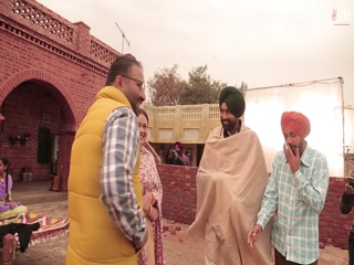 Kisse Mere Yaar De Video Song ethumb-007.jpg