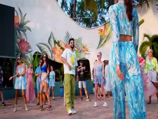 Addicted Video Song ethumb-009.jpg